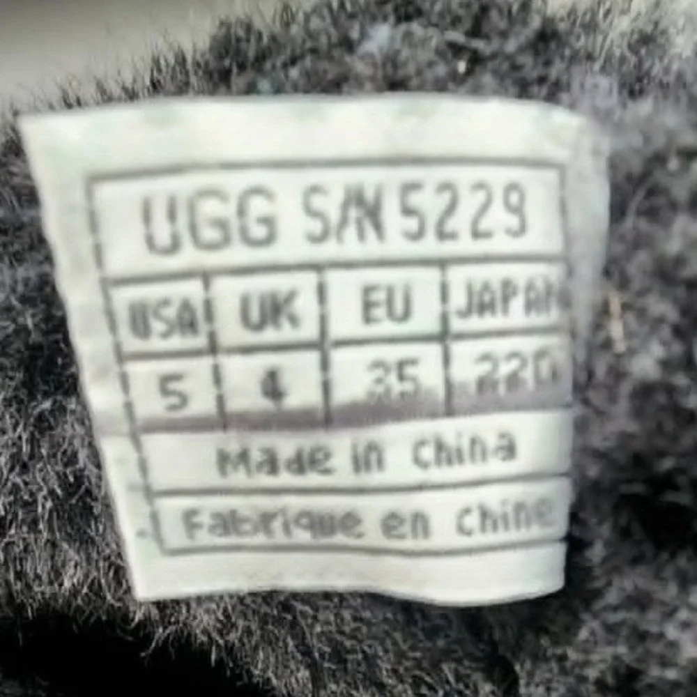UGG Black Tall Classic Suede Sheepskin Boots Women‎ Size 5 Winter Cozy Warm 5229